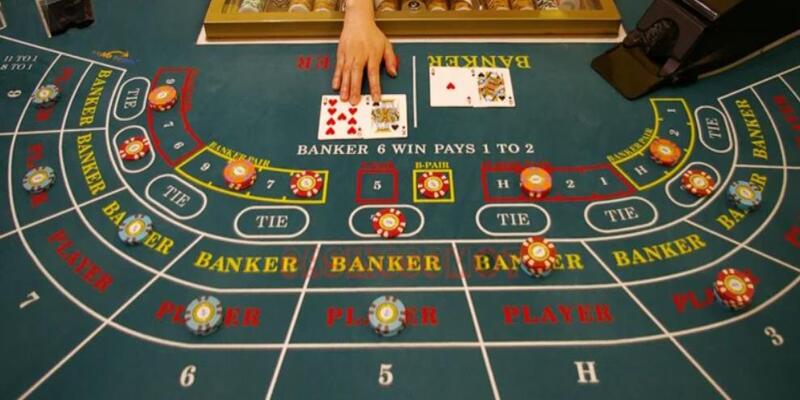 Luật lệ về việc rút thêm quân bài thứ 3 trong Baccarat